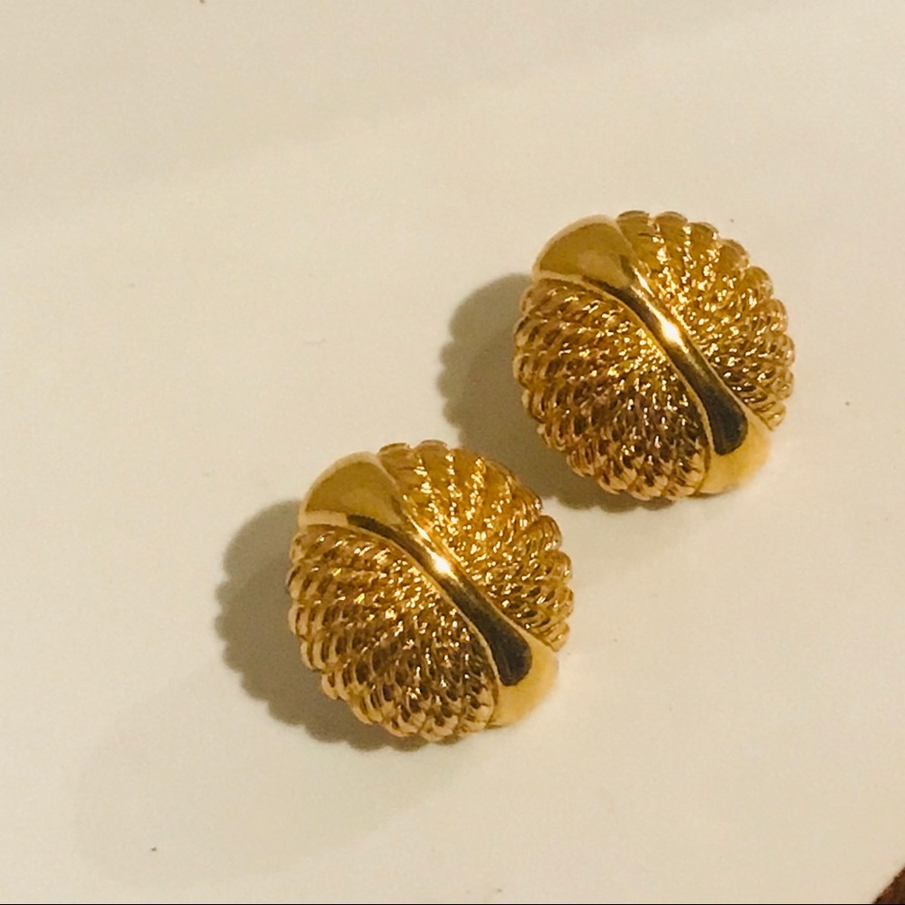 Masey Gold Clip On Earrings Vintage